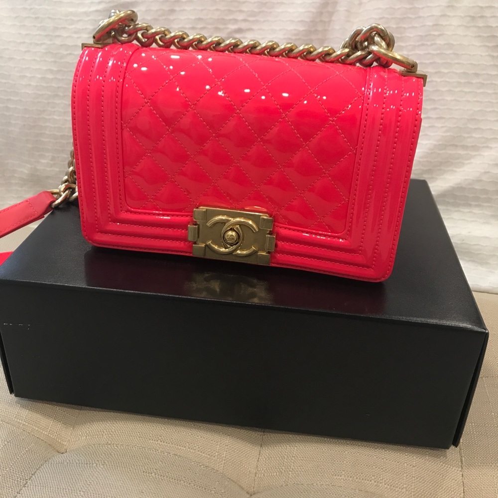 Chanel boy Bag Hot pink